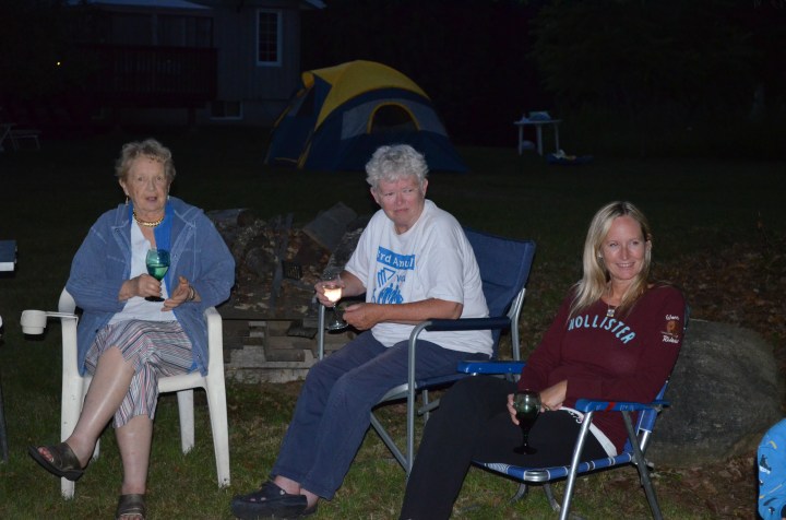 Aunt Dorothy, Aunt Linda and Carrie
